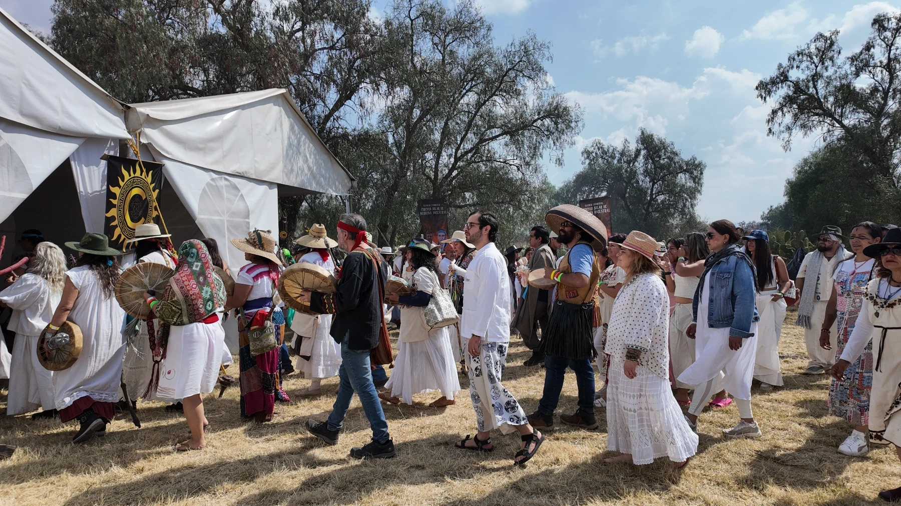 Comunidad reunida durante Círculo Solar 2025